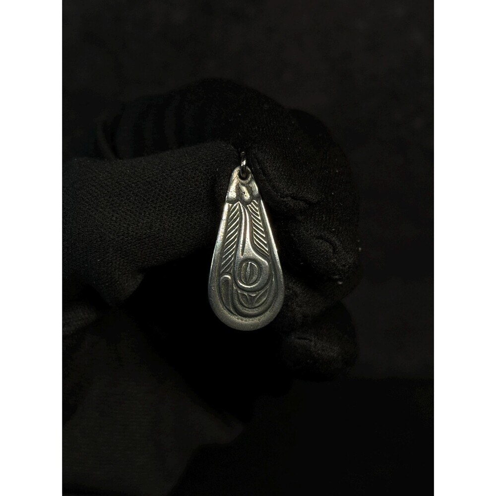 Alex Helin Tsimshian Pewter Feather Pendant Canada 1.9g Signed